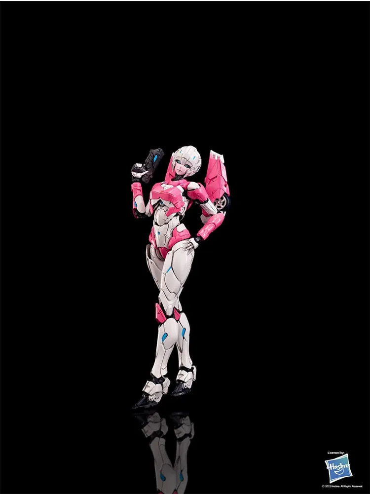 Flame Toys Furai Model 20 IDW Arcee Model Kit (Non-transformable) 15.5cm / 6"